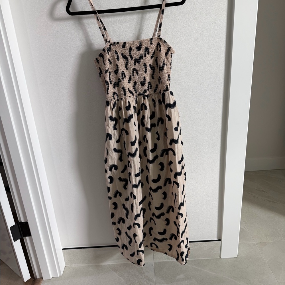 a new day Beige and Black Abstract Print Smocked Midi Dress